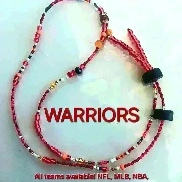 Your favorite sports teams in beaded fashion! The Sui Generis Custom Necklace - Picture 3 of 5